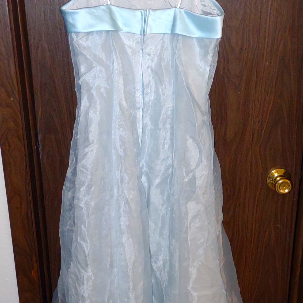 Powder Blue Formal/Prom Dress - Picture 8 of 13